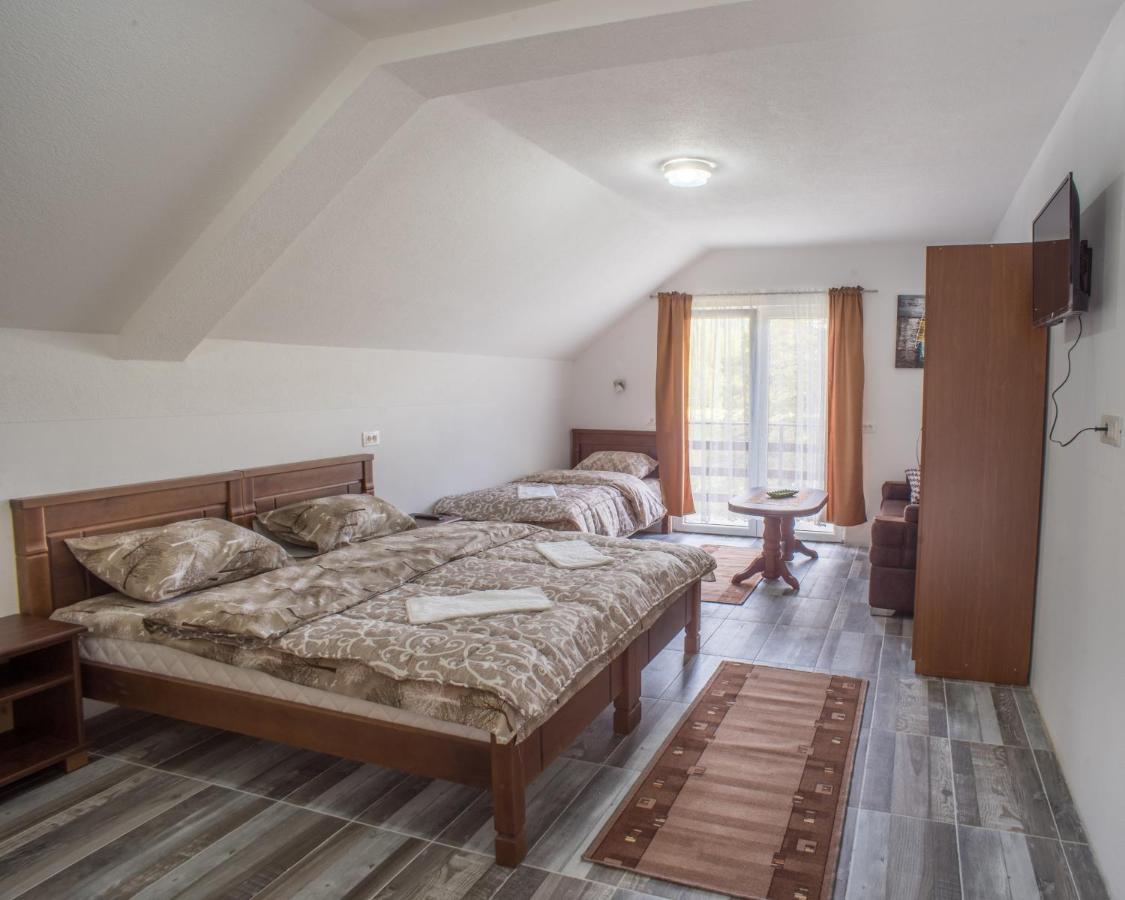 Apartmani Jezero Zabljak  Exterior photo