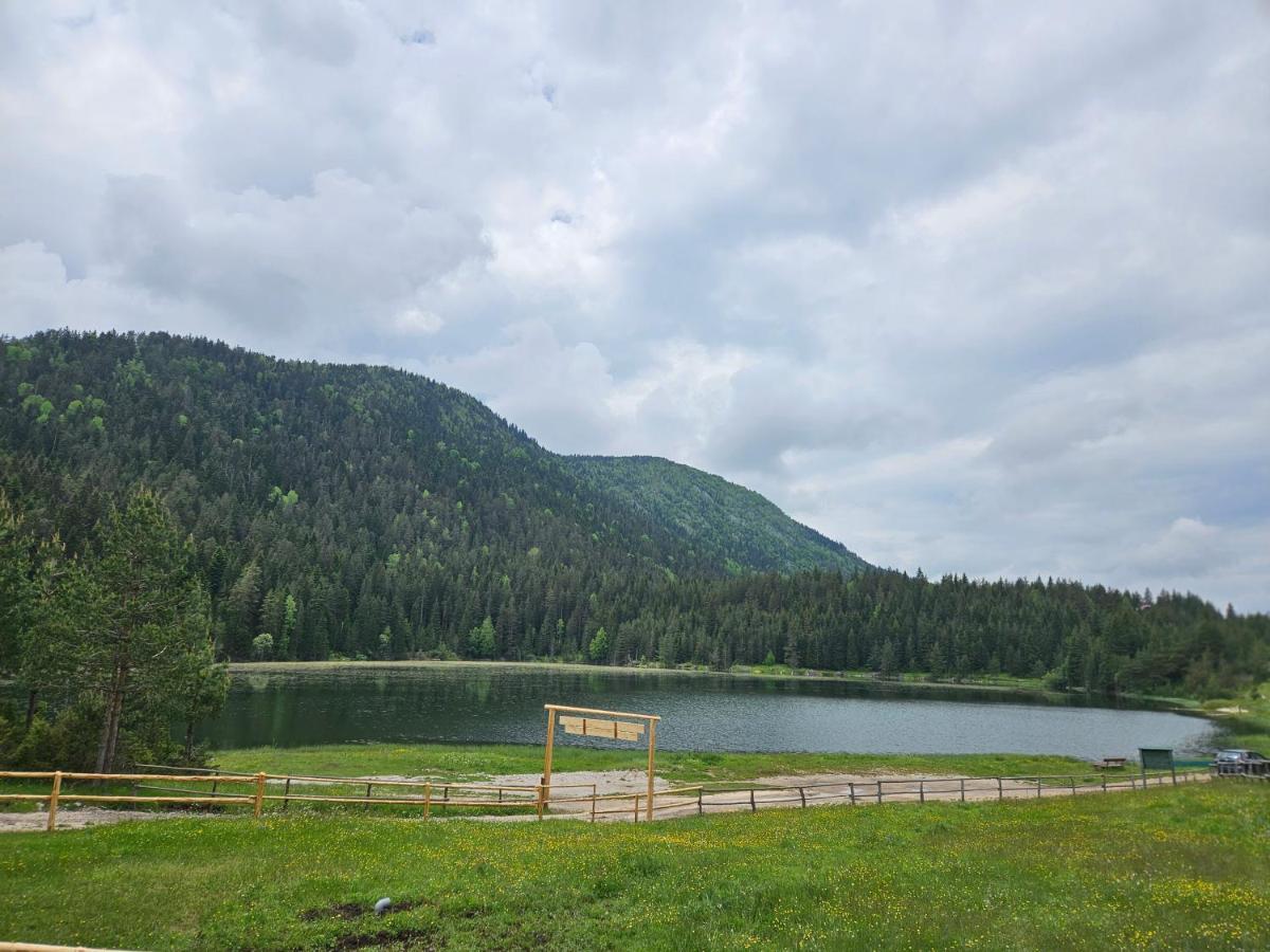 Apartmani Jezero Zabljak  Exterior photo